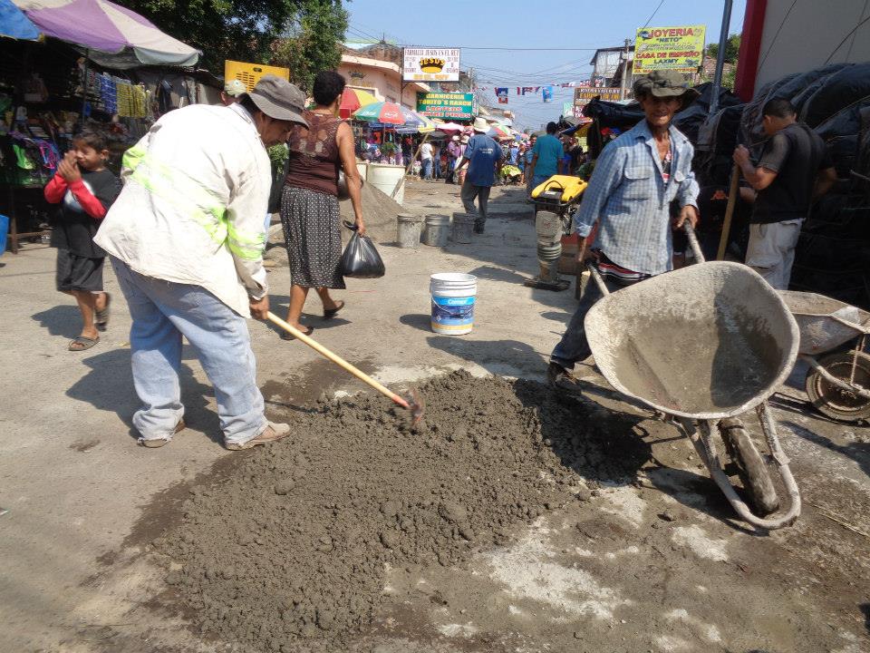 Municipalidad continúa trabajos de reparación de baches