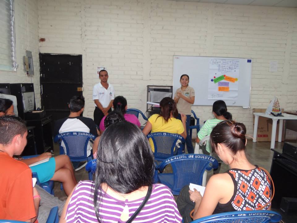 Reunión con Jóvenes lideres de distintas Comunidades de Usulután