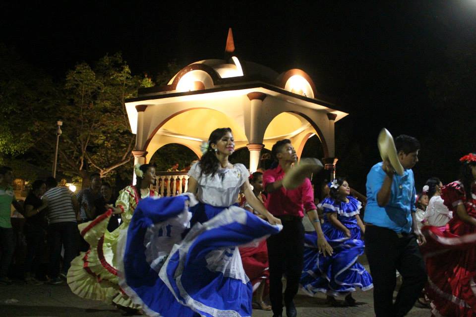 Evento “Jueves Culturales” Reunió a Muchos Usulutecos