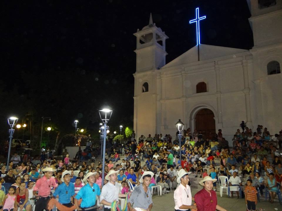 Los jueves culturales llegaron para quedarse con alegría y diversión