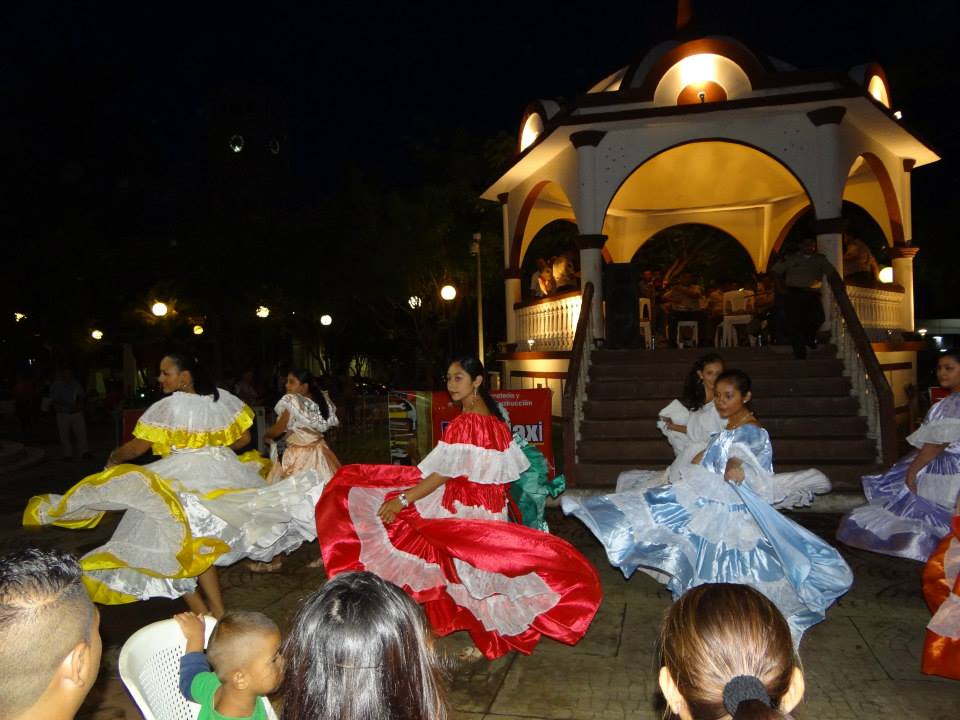 “Jueves Culturales” un espacio familiar para disfrutar.