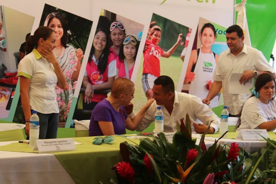 Alcalde Asistió a Lanzamiento de Ciudad Mujer Joven