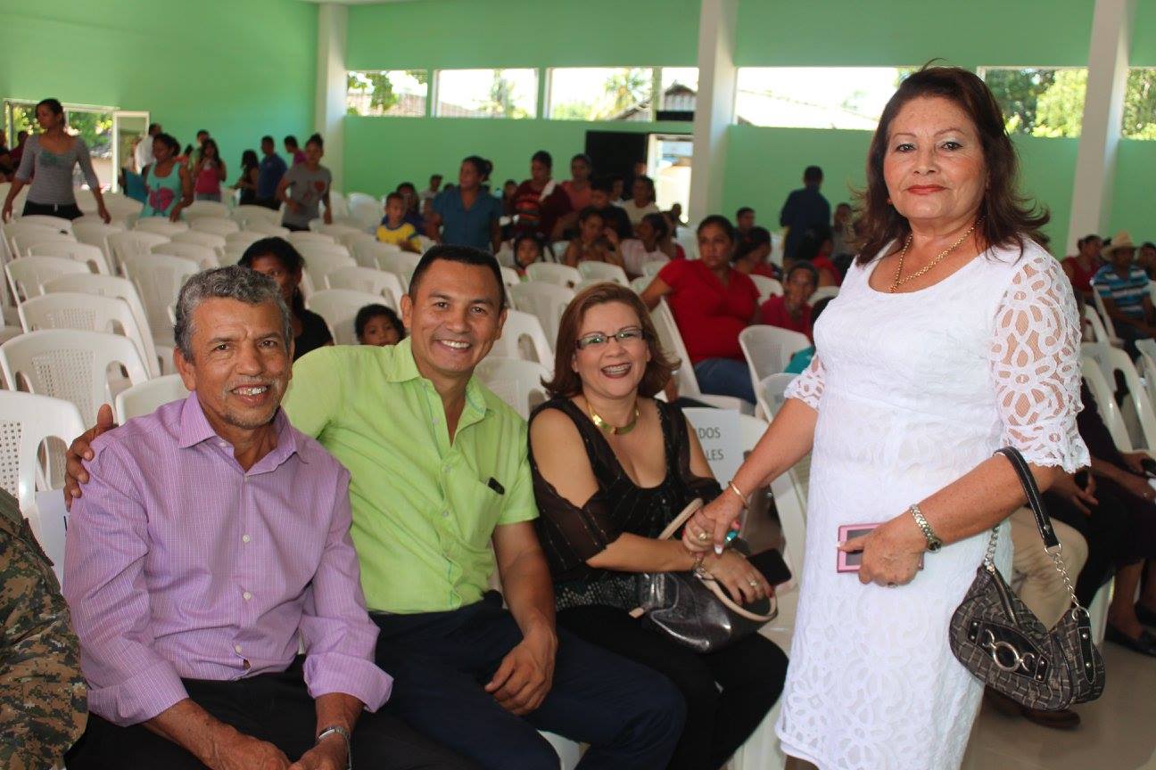 Alcalde, Asiste a Inauguración Salón Usos Múltiples Ereguayquin