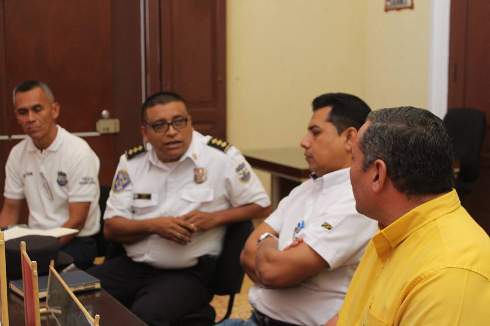 Reunion con Representantes del Vice ministerio de transporte y la Policía Nacional Civil