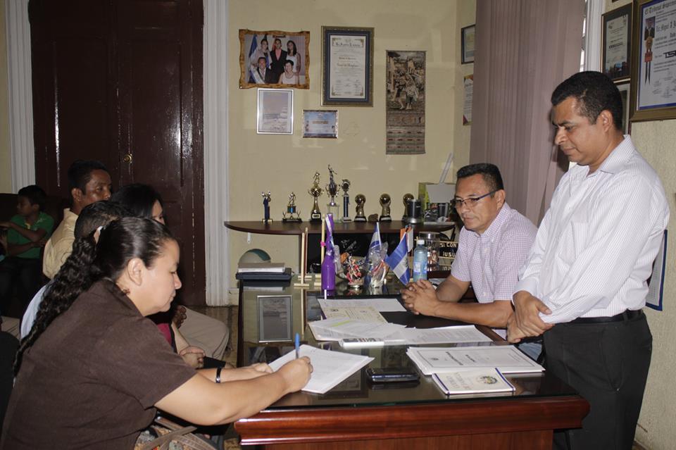 Municipalidad de Usulután realizó bodas colectivas