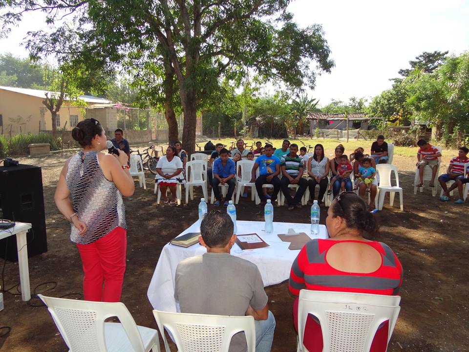 Juramentación ADESCO de Col. Flores. Pto. Parada