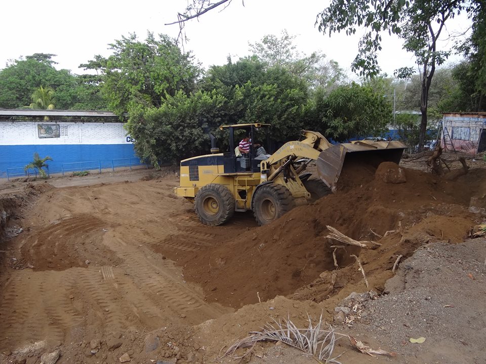 Trabajos de Preparación del Terreno Para Ermita en Col. Masferrer