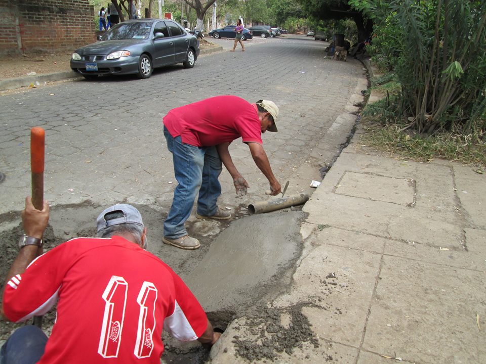 Construcción de Rampa en Primer Pasaje de Colonia Masferrer