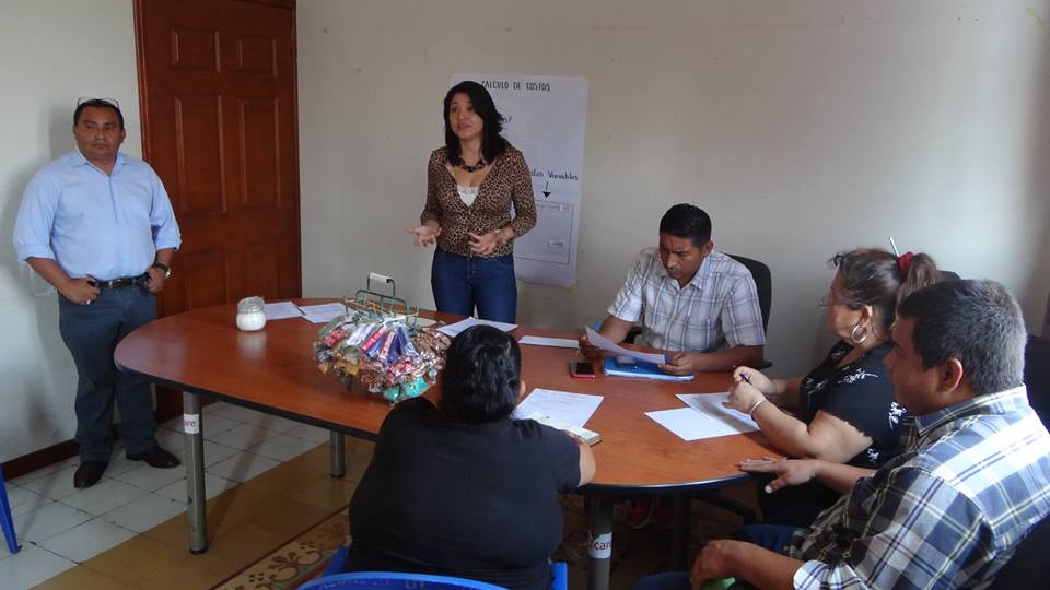 Taller a Beneficiarios del Programa Emprendimiento Solidario