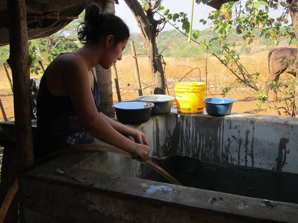 Municipalidad Brinda Agua potable a comunidad Altos de Usulután