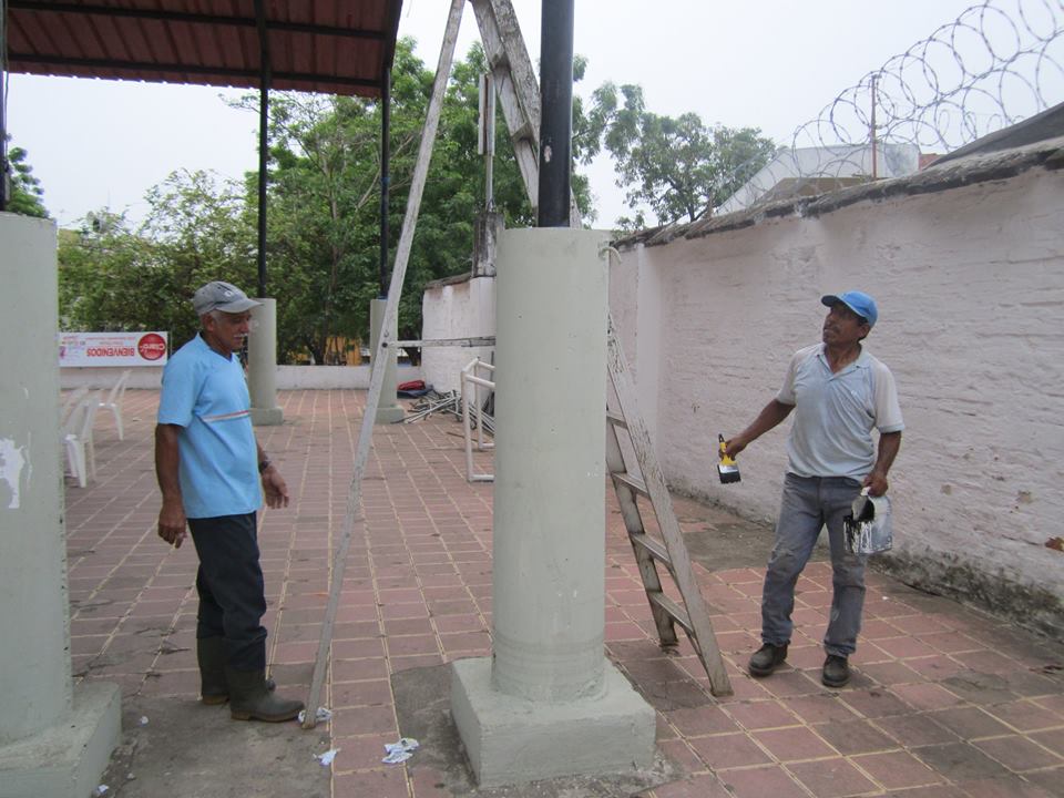 Trabajos de Pintura en Las Instalaciones del Palacio Municipal