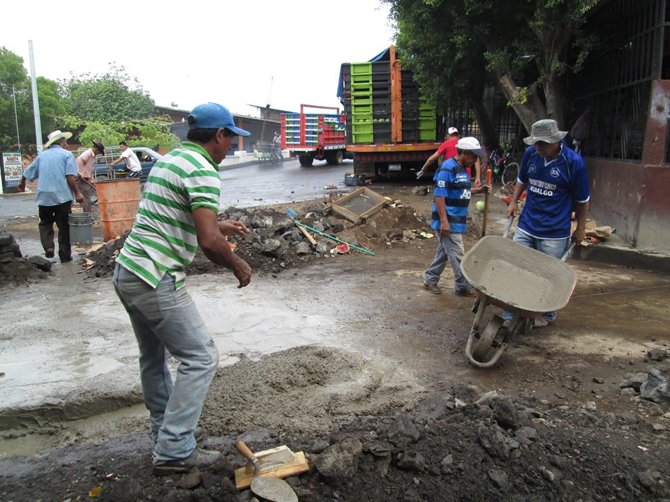 Construcción de Badén en la 18 Avenida Norte