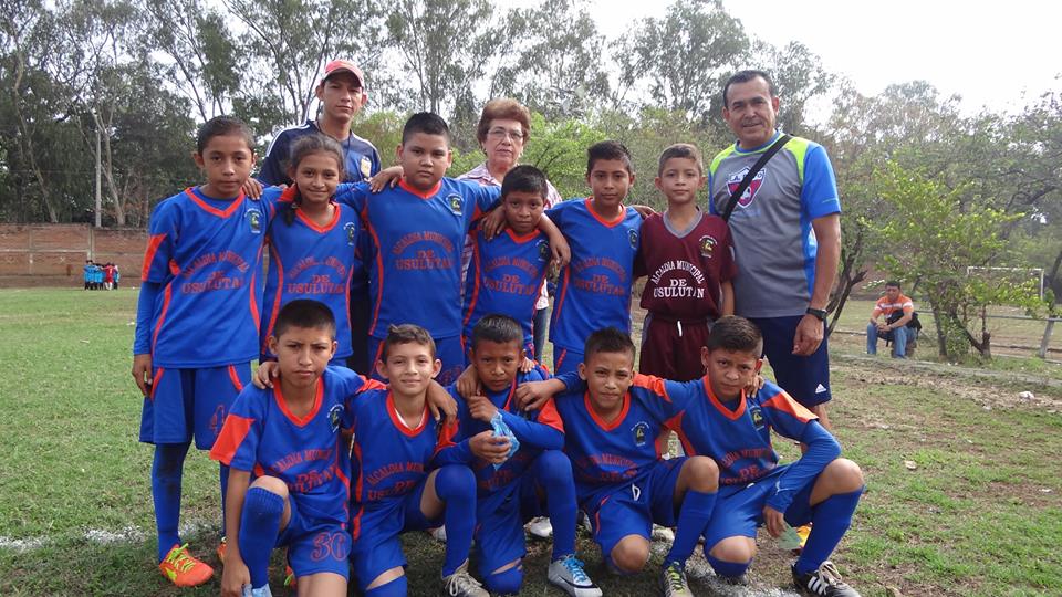 Torneo de Apertura de las Escuelas de Futbol ADFA Usulután