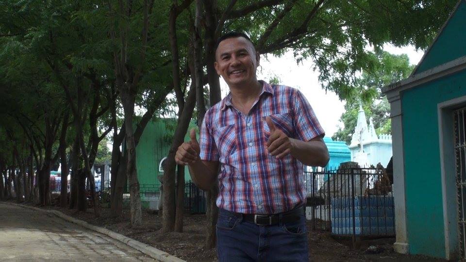 Piedra Alcalde, Visito Cementerio Municipal.