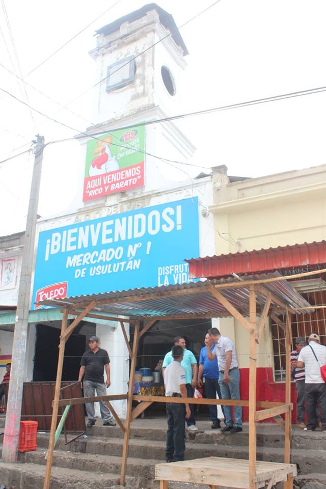 Trabajos de Pintura en el Mercado Municipal N°1 Han Iniciado