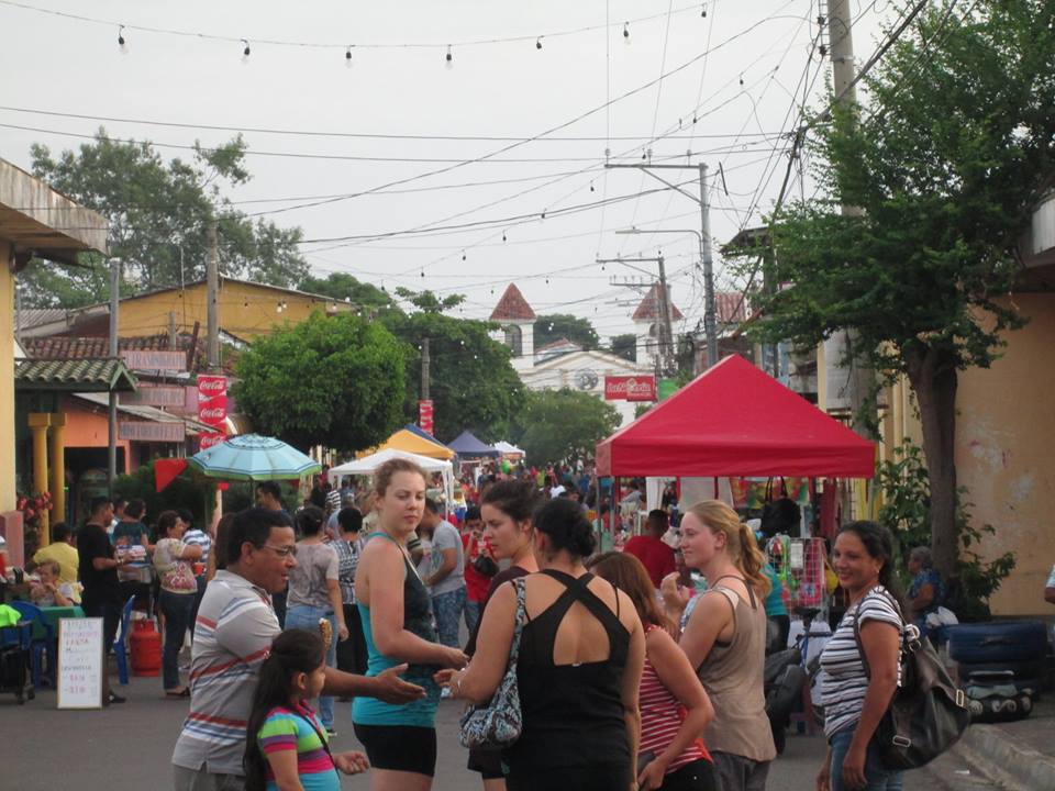 Paseo El Calvario el Mejor Ambiente Familiar Para Disfrutar