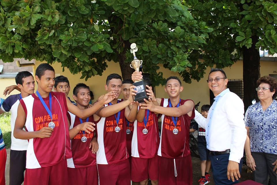 Torneo Estudiantil de Basketball Denominado Miguel Jaime Piedra