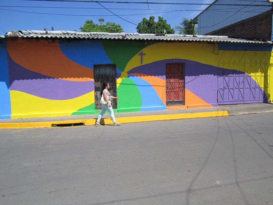 Pintura en Mosaicos y Cordón Cuneta en Paseo El Calvario