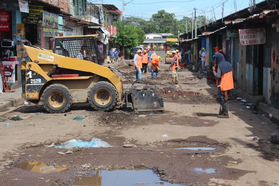 Continúan trabajos de Reparación de Baches