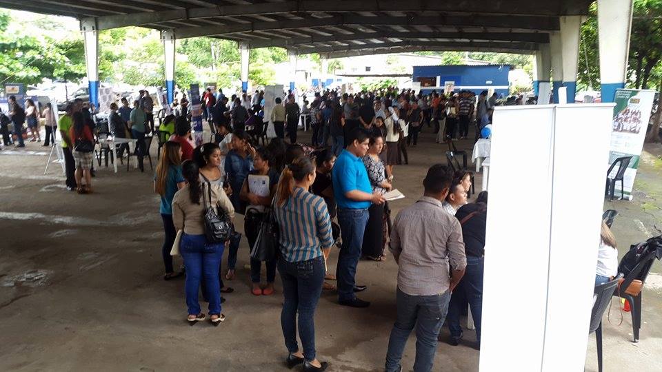 Municipalidad y Ministerio de Trabajo Realizaron Feria de Empleo