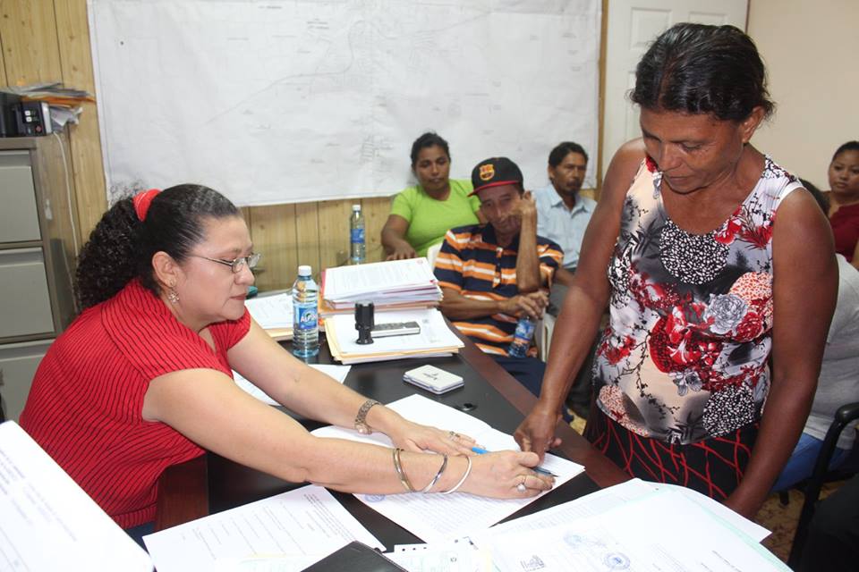 Juramentación de ADESCO “La Esperanza”