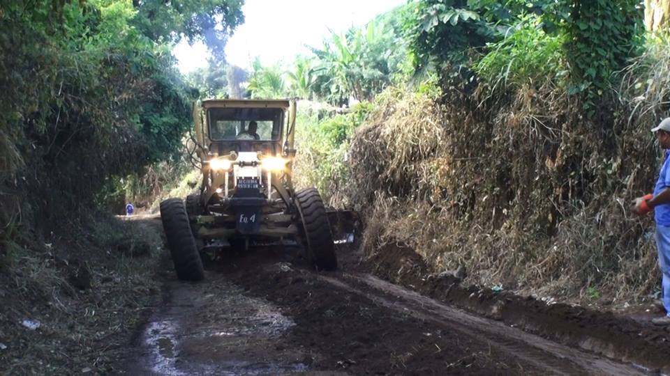 Municipalidad y Comunidad Trabajando en Caserío Las Lomas