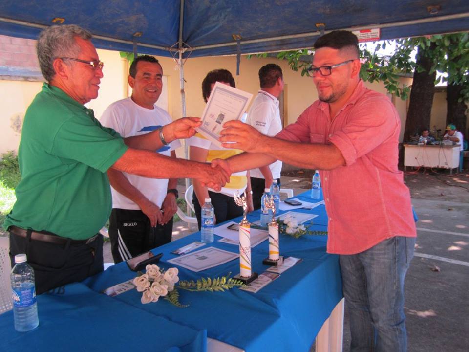 Escuela Municipal De Lima Lama, Realizó Actividad Benéfica