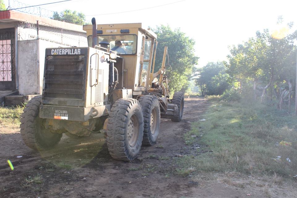 Trabajos de Conformado y Cuneteado en Col. Santa Eugenia