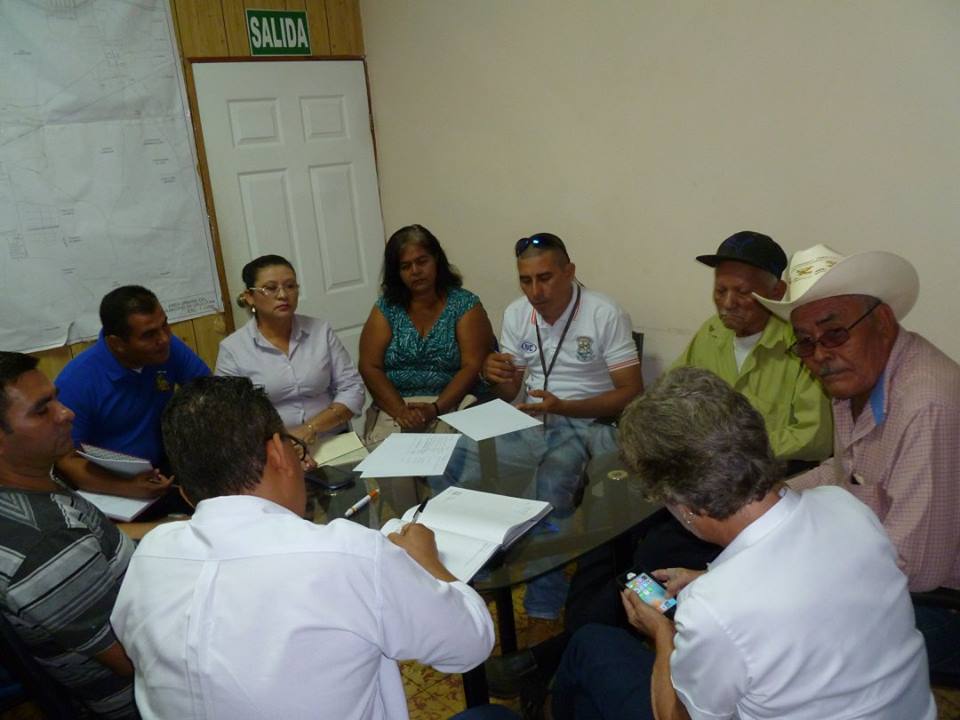 Piedra Trabajando en Beneficio de Tú Comunidad