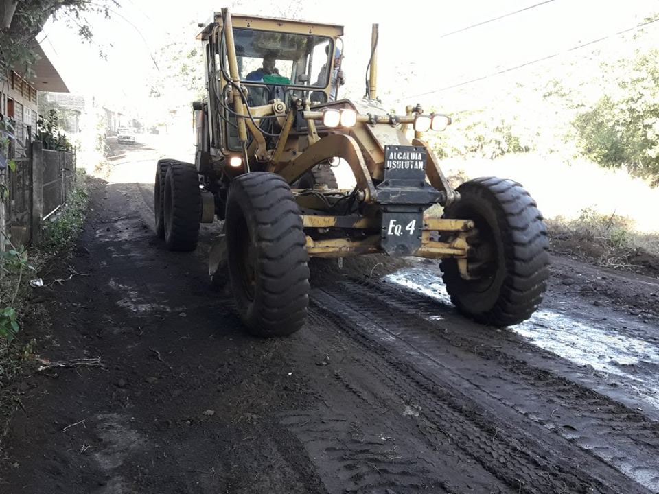 Trabajos de Conformado y Cuneteado en Col. San Gerónimo