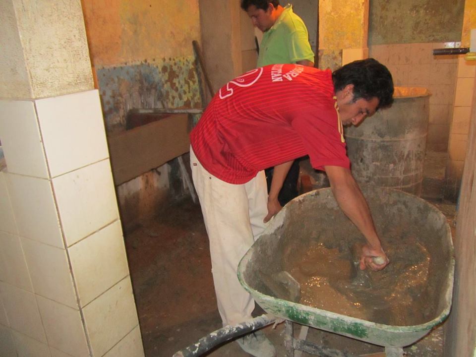 Remodelación de Servicios Sanitarios en Parque Infantil.