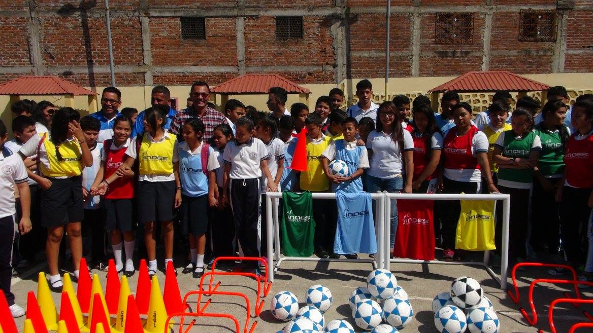 Lanzamiento de las Escuelas de Iniciación de Futbol.
