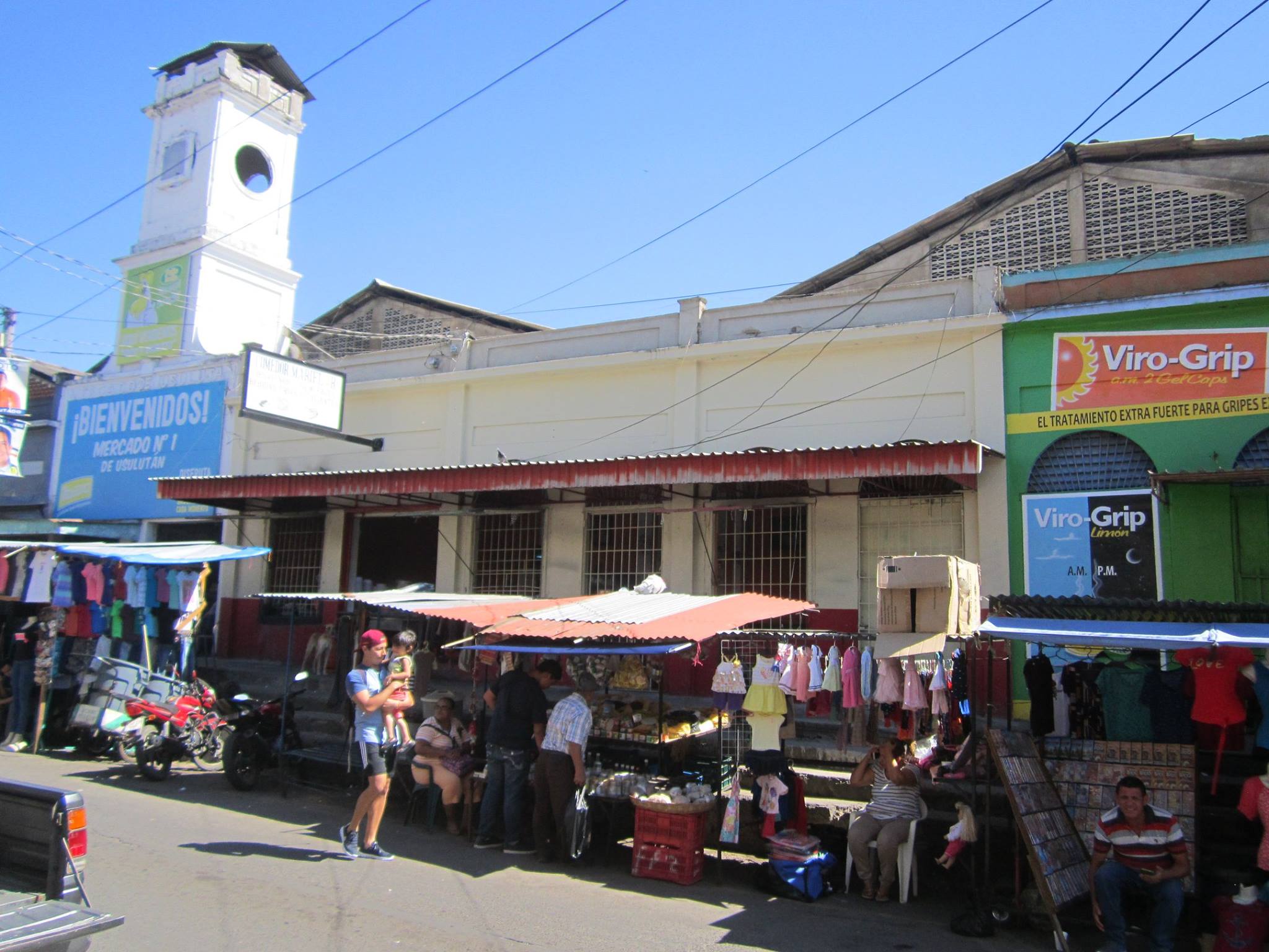 Colocación de Láminas en Techo de Mercado Municipal No 1